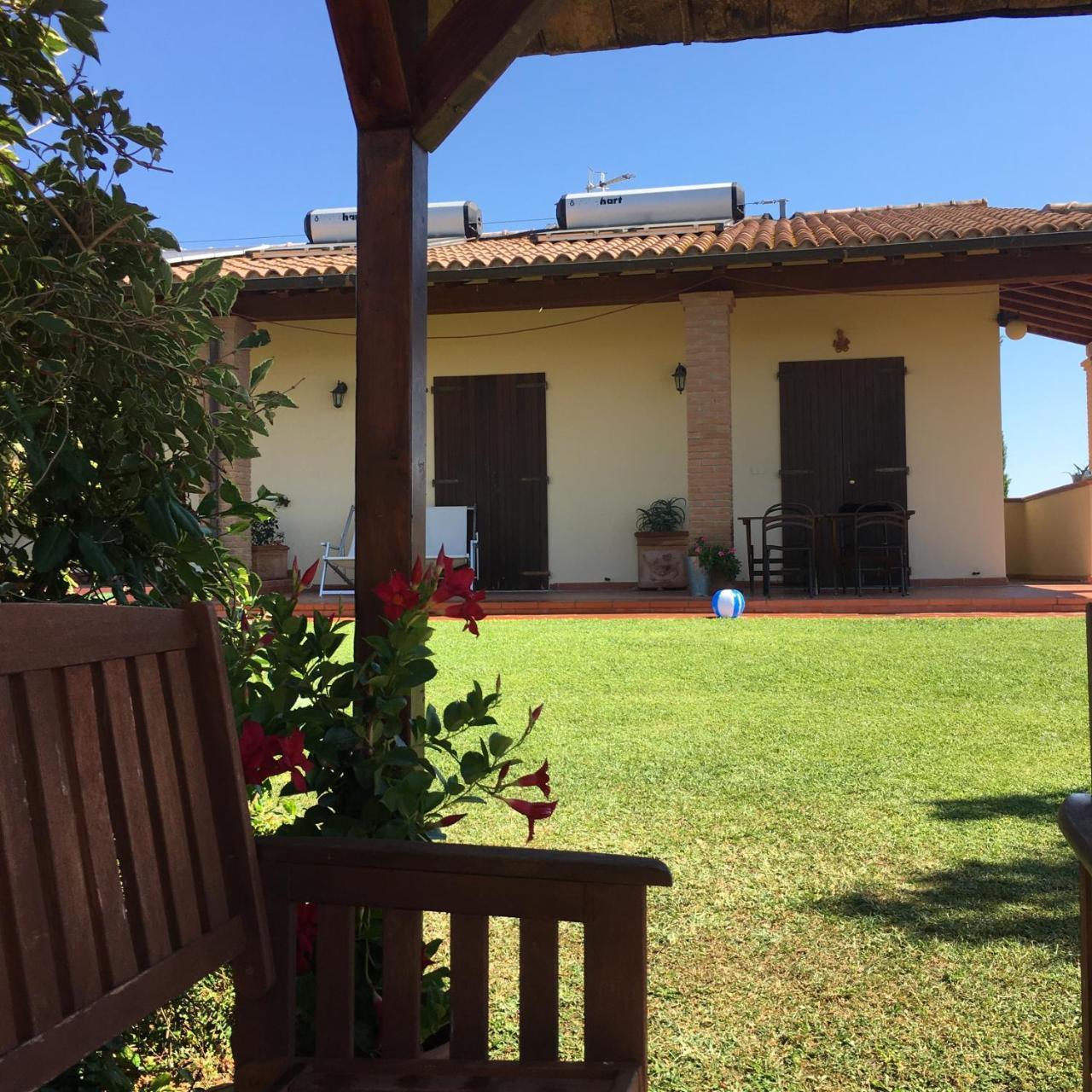 Agriturismo Beveraggio Appartamenti Marina di Grosseto Exterior foto